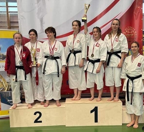 Policjantka z Ozorkowa mistrzynią Polski w karate 2 80121 2f8709d7fd2664473479cf65f655a1f1