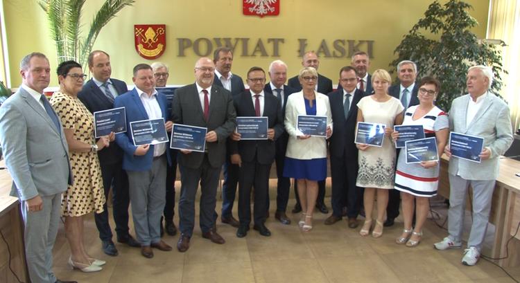 Ponad 4 miliardy złotych dla terenów byłych PGR-ów. Wśród wybranych także powiaty i gminy z Łódzkiego 6 80500 def276e54c1d42fdcd1b15d6dd4355c6