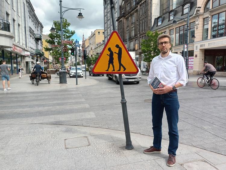 Telefon komórkowy. Potrafimy bez niego żyć? 1 80509 01ef1f4d0224996c9f15011437d6ec60