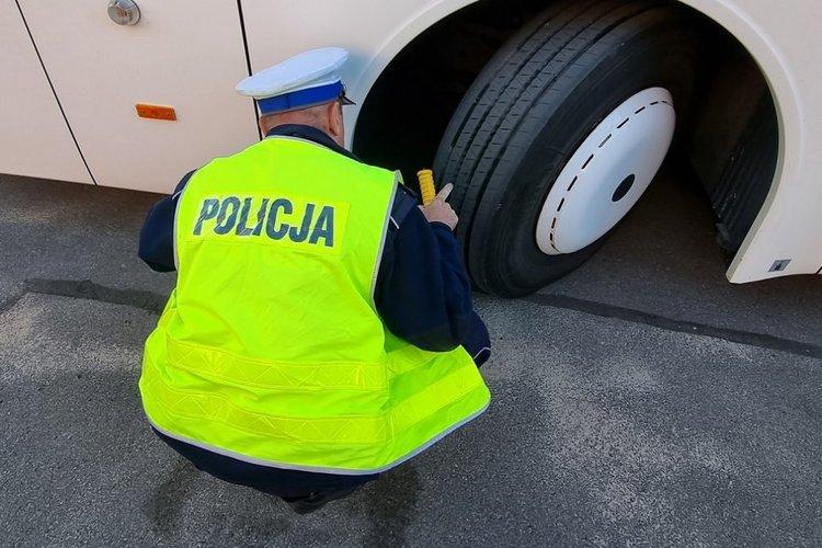 Niesprawny autokar kolonijny. Rodzice wezwali policję 1 81050 3d1ff9a92f27e73857015a0eedb0d82c