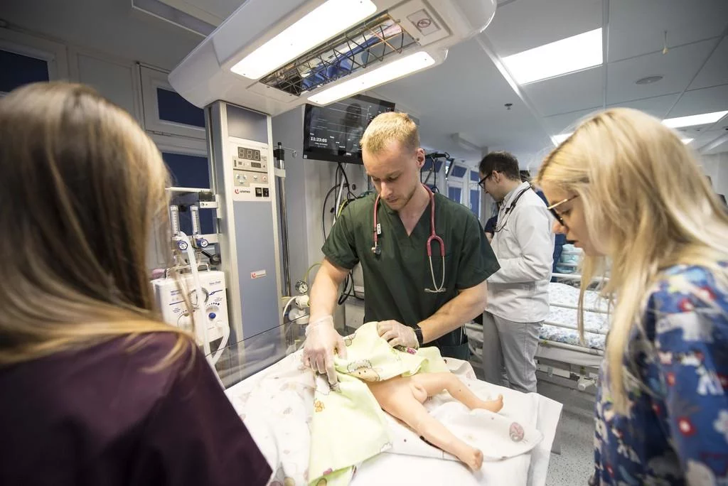 Centrum Symulacji Medycznych | Szkiełko i oko
