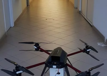 Dron sprawdzi zanieczyszczenie powietrza | Szkiełko i oko