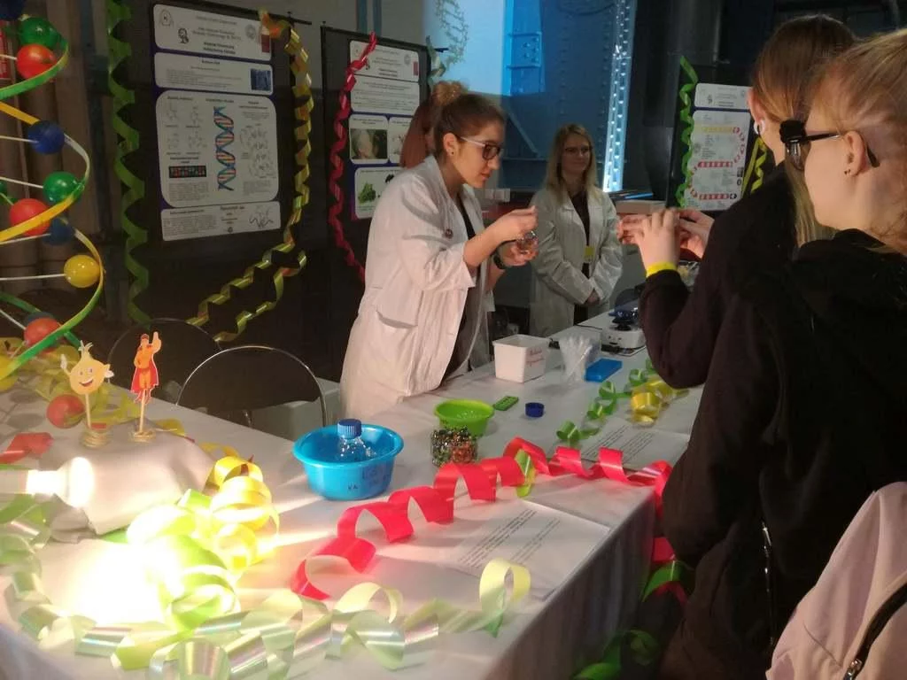 Chemia dla niecierpliwych | Szkiełko i oko