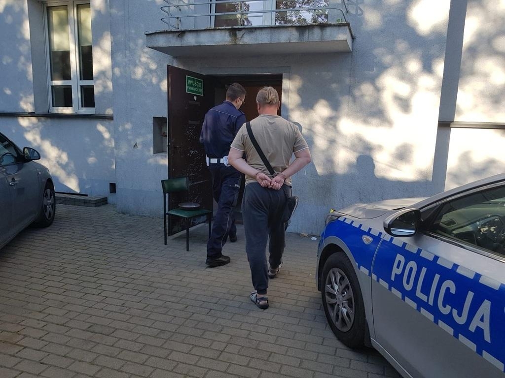 Pijany kierowca skody zatrzymany przy alei Piłsudskiego
