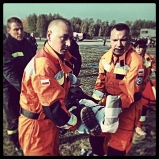 Łódź. Manewry strażaków na lotnisku