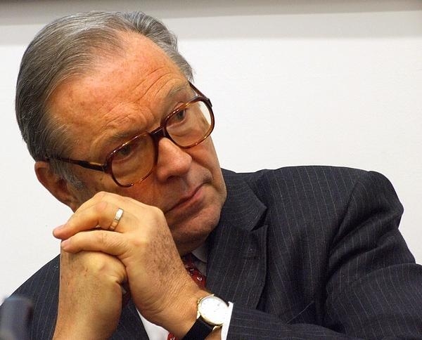 Krzysztof Zanussi doktorem honoris causa Uniwersytetu Łódzkiego 1 Krzysztof Zanussi doktorem honoris causa Uniwersytetu Łódzkiego