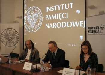 W niedzielę znowu zapłoną znicze pamięci