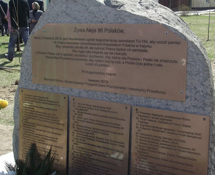 Pomnik smoleński w Przedborzu do rozbiórki 1 Pomnik smoleński w Przedborzu do rozbiórki