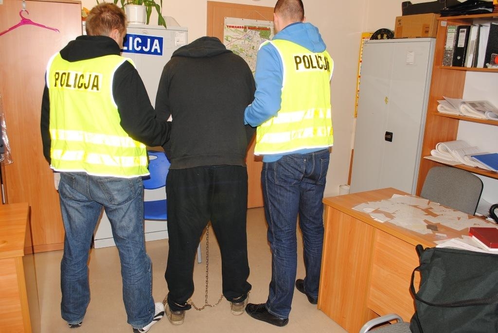 Tomaszów Mazowiecki. Podejrzany o zabójstwo aresztowany 1 Tomaszów Mazowiecki. Podejrzany o zabójstwo aresztowany
