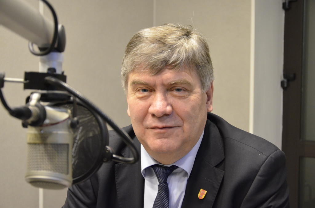 Witold Stępień: przywrócimy niektóre połączenia kolejowe 1 Witold Stępień: przywrócimy niektóre połączenia kolejowe
