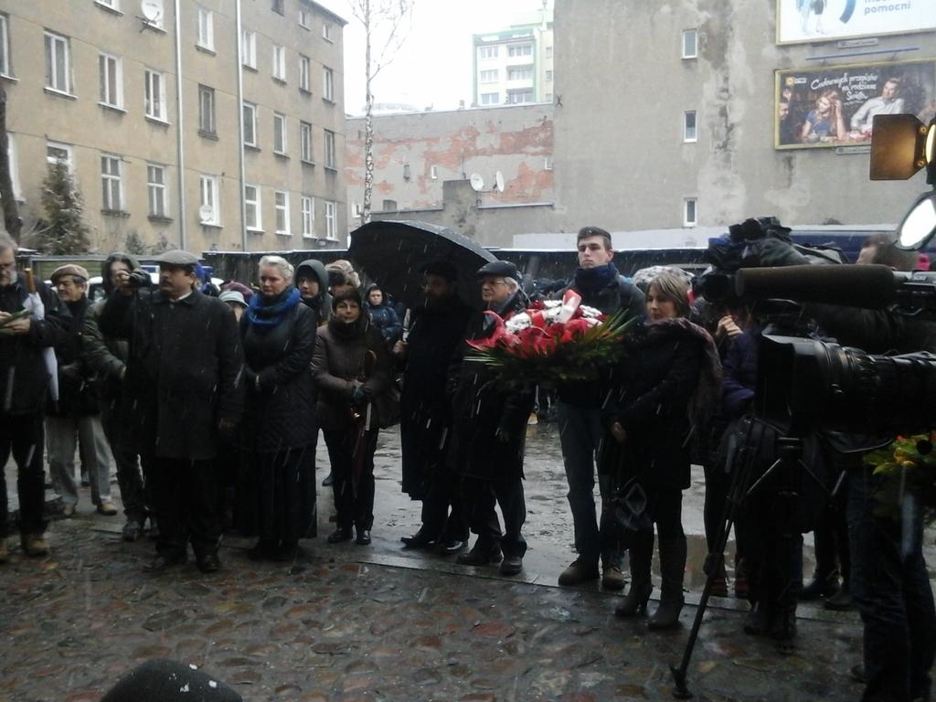 Nikt stąd nie wyszedł żywy... 1 Nikt stąd nie wyszedł żywy…