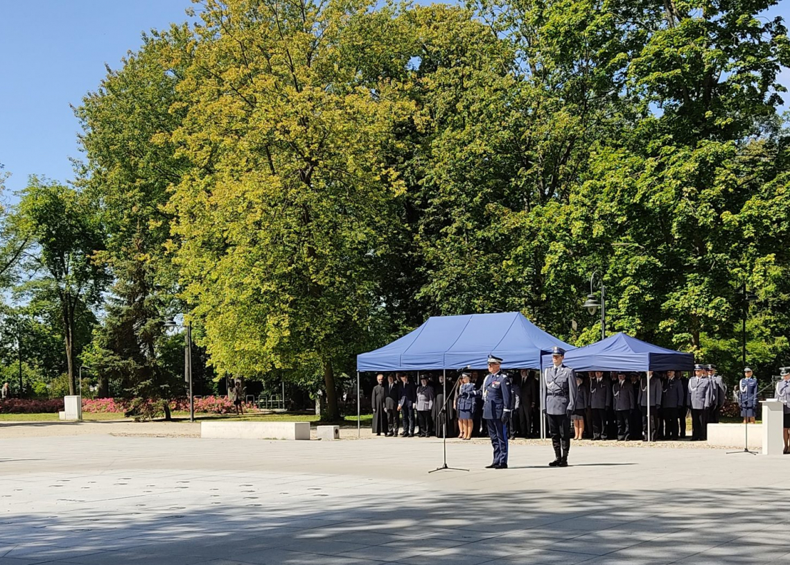 Święto Policji. Awanse i medale dla policjantów z południowej części regionu łódzkiego