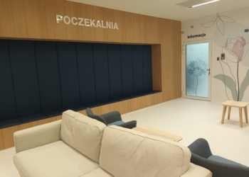 Nowoczesna poczekalnia w Centrum Zdrowia Matki Polki