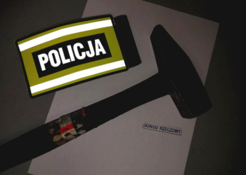 Wybił szyby w aucie za pomocą młotka