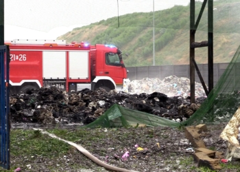 Pożar hali w Krzyżanówku