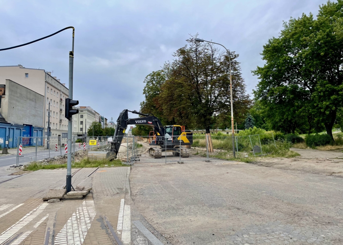 Co odkryto na Północnej, której modernizacja trwa już 6 miesięcy?