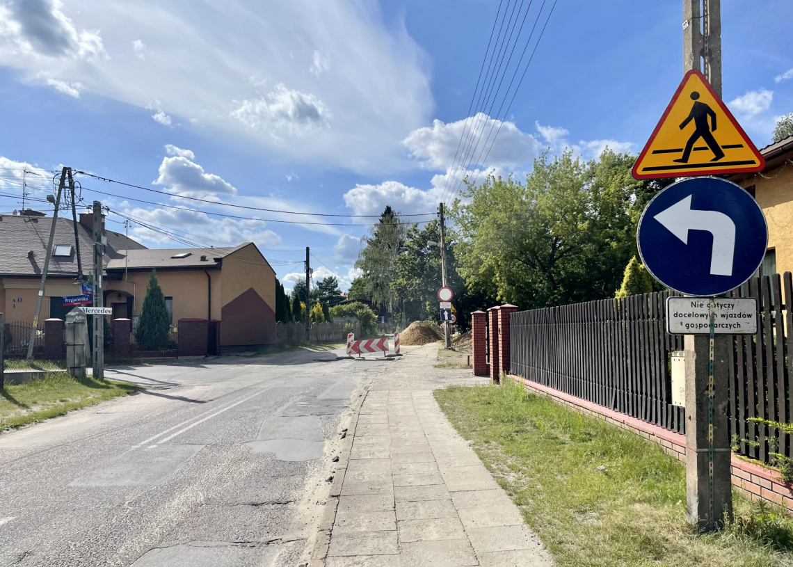 Remont Olechowskiej już od 20 lipca. Kolejne utrudnienia na drodze z Olechowa na Dąbrowę