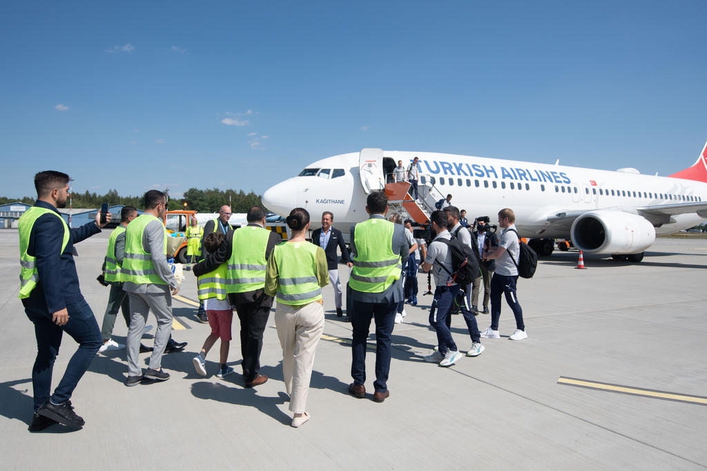 Liga Mistrzów. Piłkarze Fenerbahce Stambuł przylecieli do Łodzi