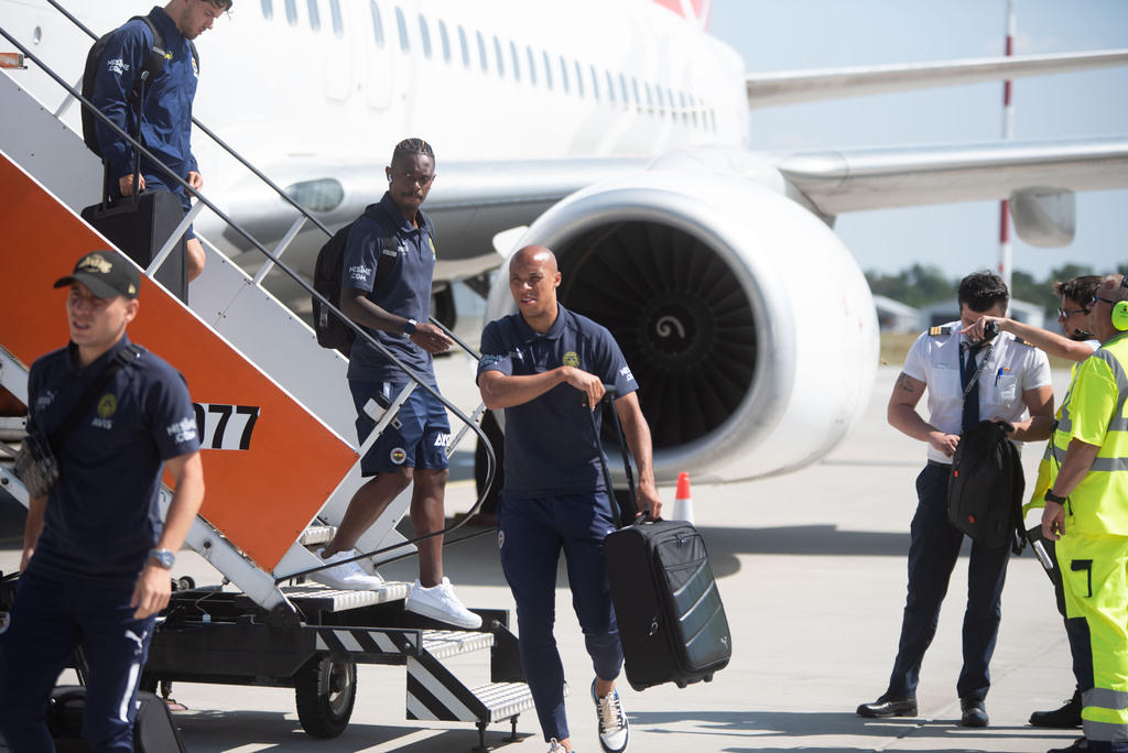 Liga Mistrzów. Piłkarze Fenerbahce Stambuł przylecieli do Łodzi