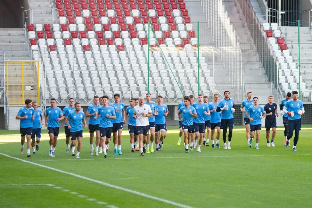 Liga Mistrzów na ŁKS-ie. Dynamo Kijów podejmie Fenerbahce Stambuł