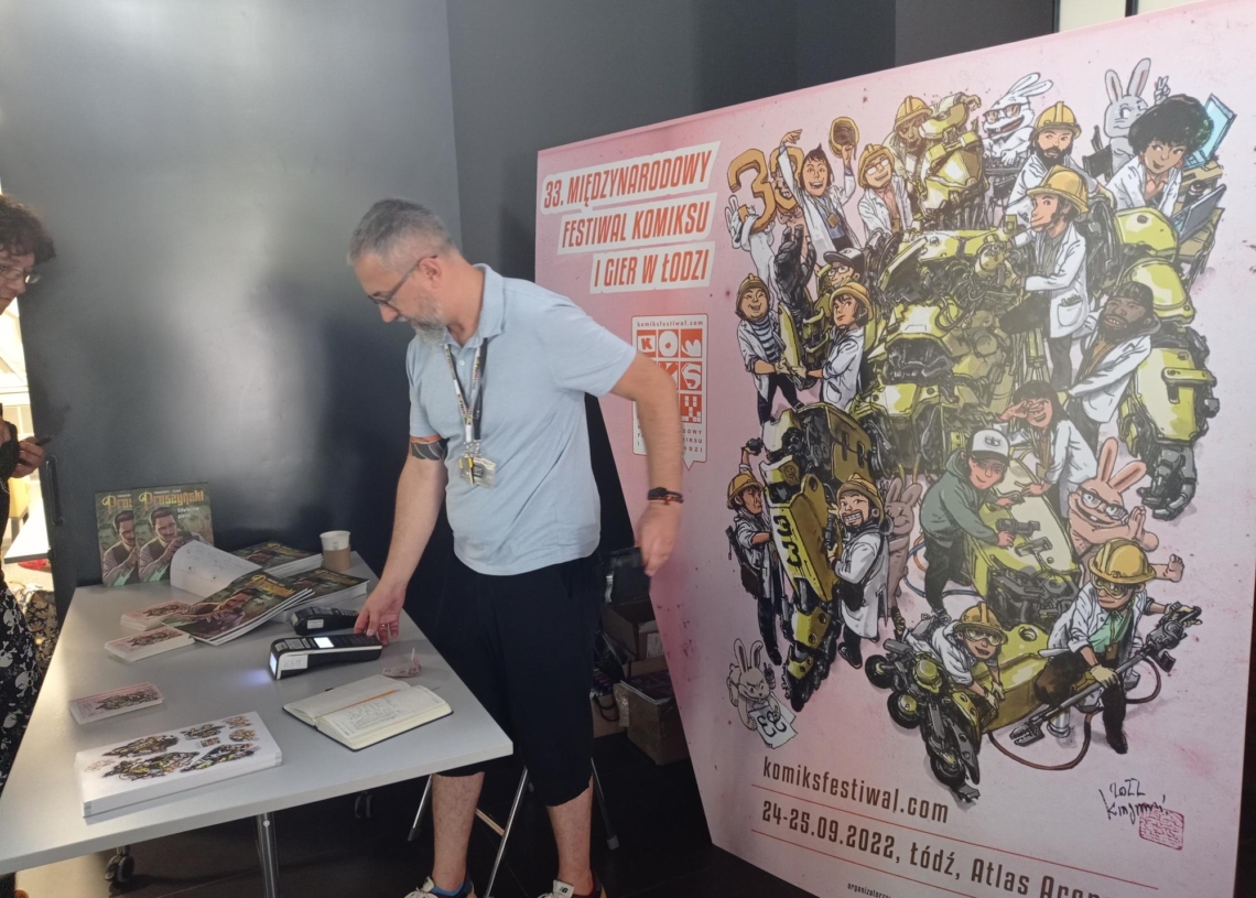 Światowy dzień publicznego czytania komiksów