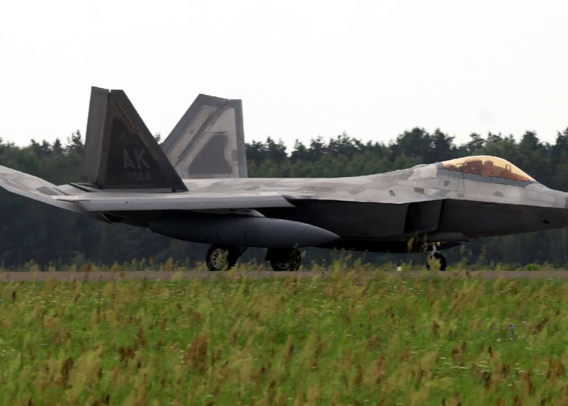 F16 i F22 Raptor: W obronie Polski i wschodniej flanki NATO