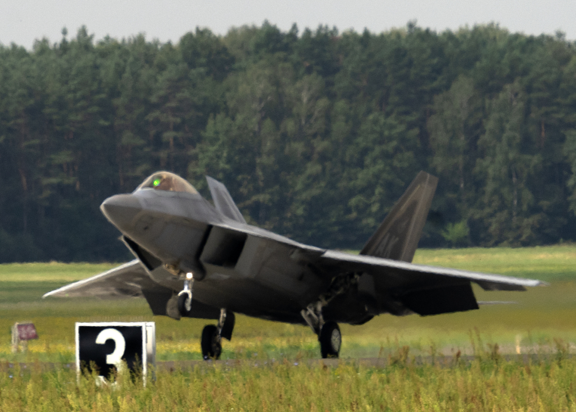 F16 i F22 Raptor: W obronie Polski i wschodniej flanki NATO