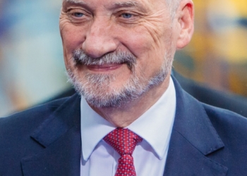Antoni Macierewicz otrzymał Order Orła Białego 6 Order Orła Białego