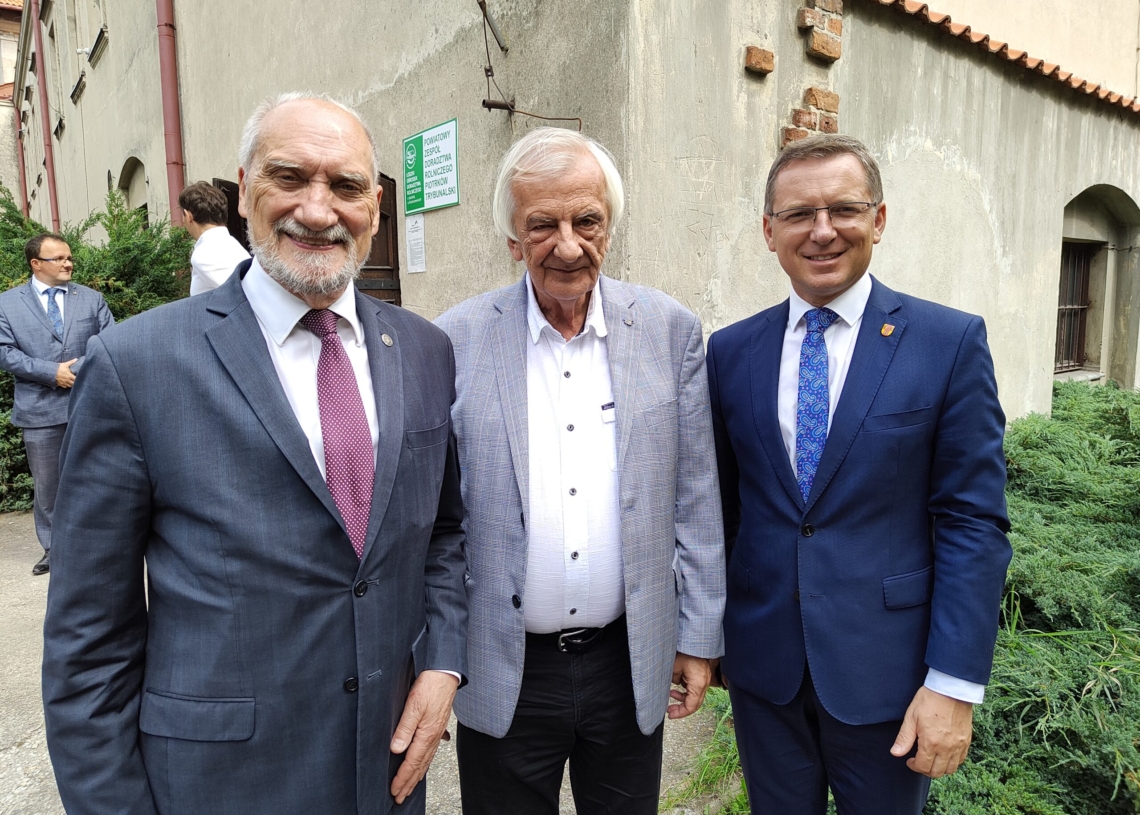 --Wystawa rolnicza Rol-Szansa- Bez zmian ---