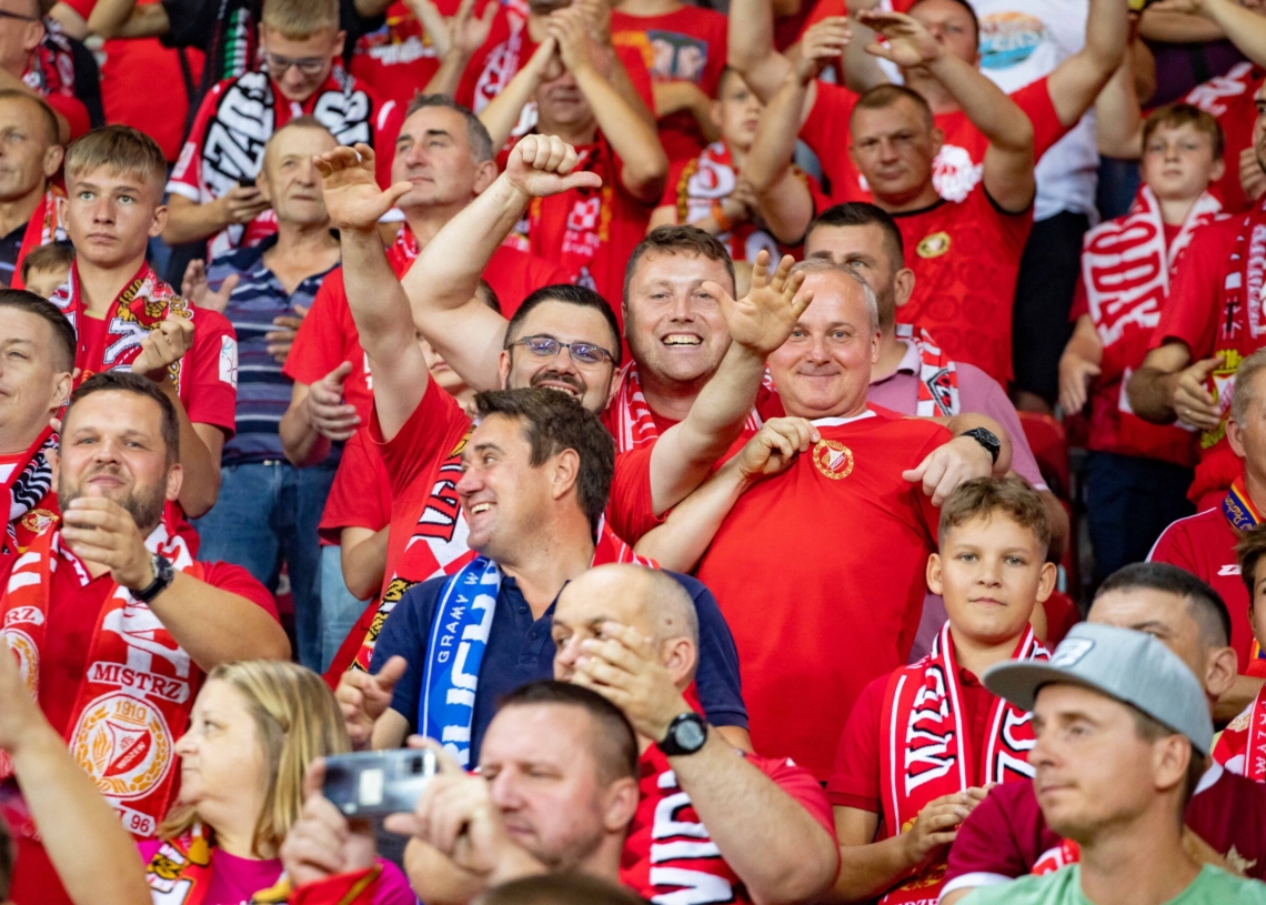 Kibice na meczu Widzew - Wisła P.