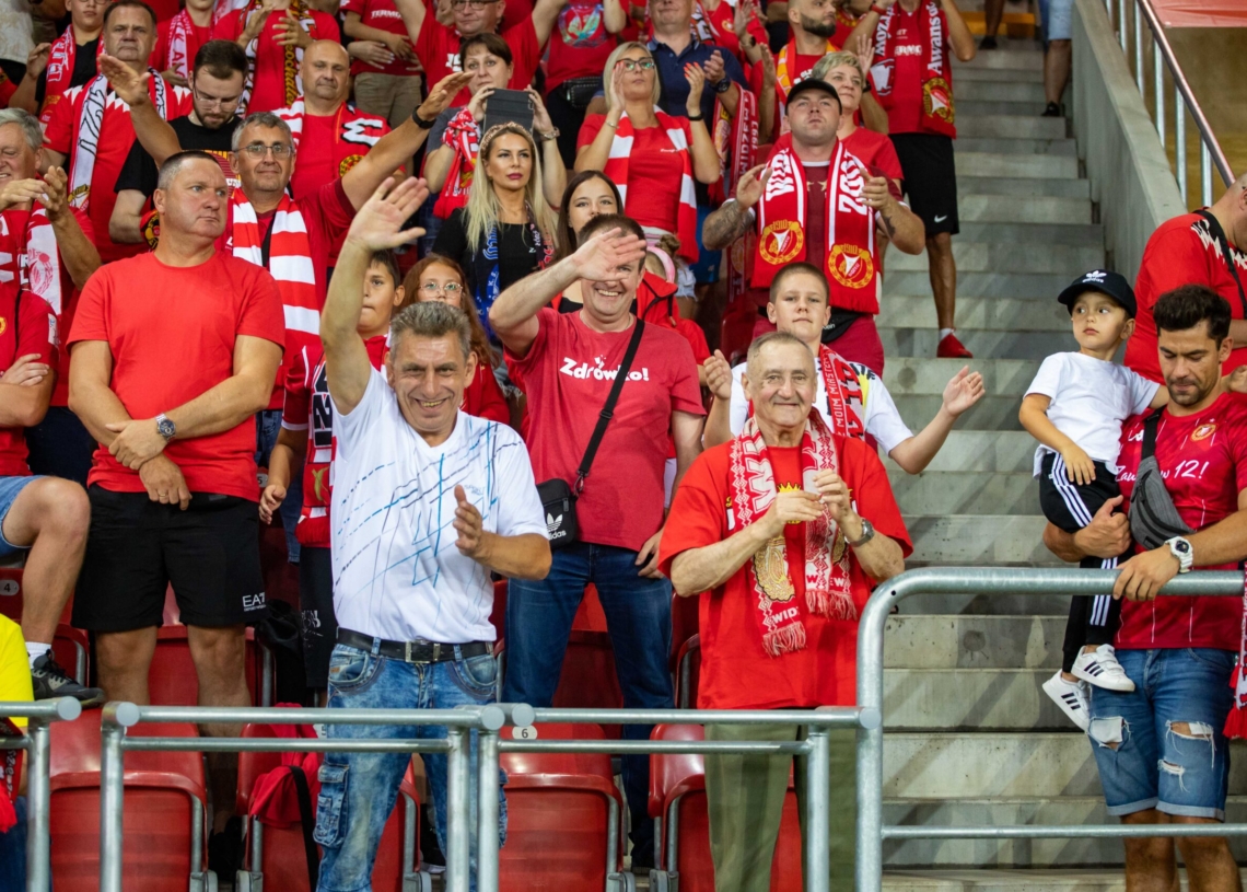 Kibice na meczu Widzew - Wisła P.
