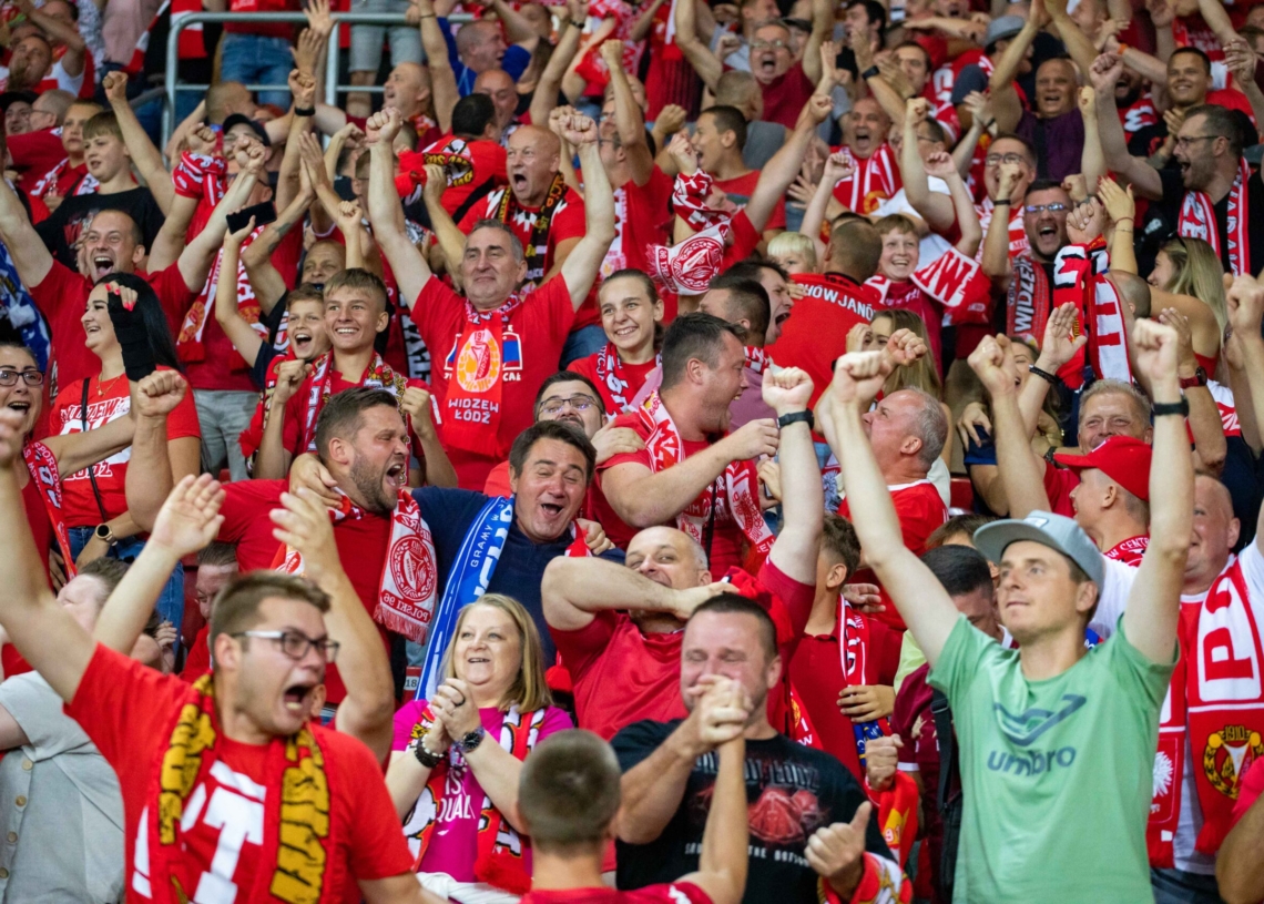 Kibice na meczu Widzew - Wisła P.