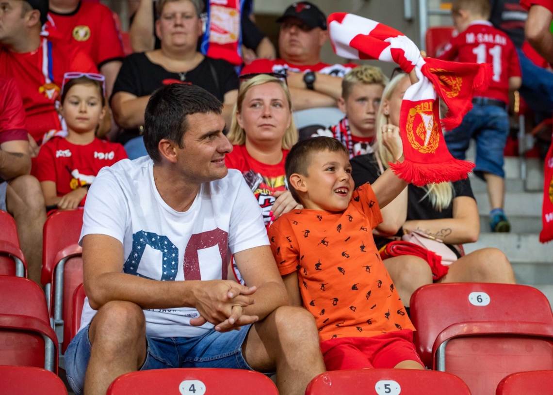 Kibice na meczu Widzew - Wisła P.