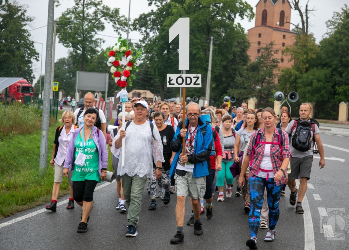 97. Pielgrzymka z Łodzi na Jasną Górę. Pątnicy dotarli do Częstochowy 1 Pielgrzymka z Łodzi na Jasną Górę