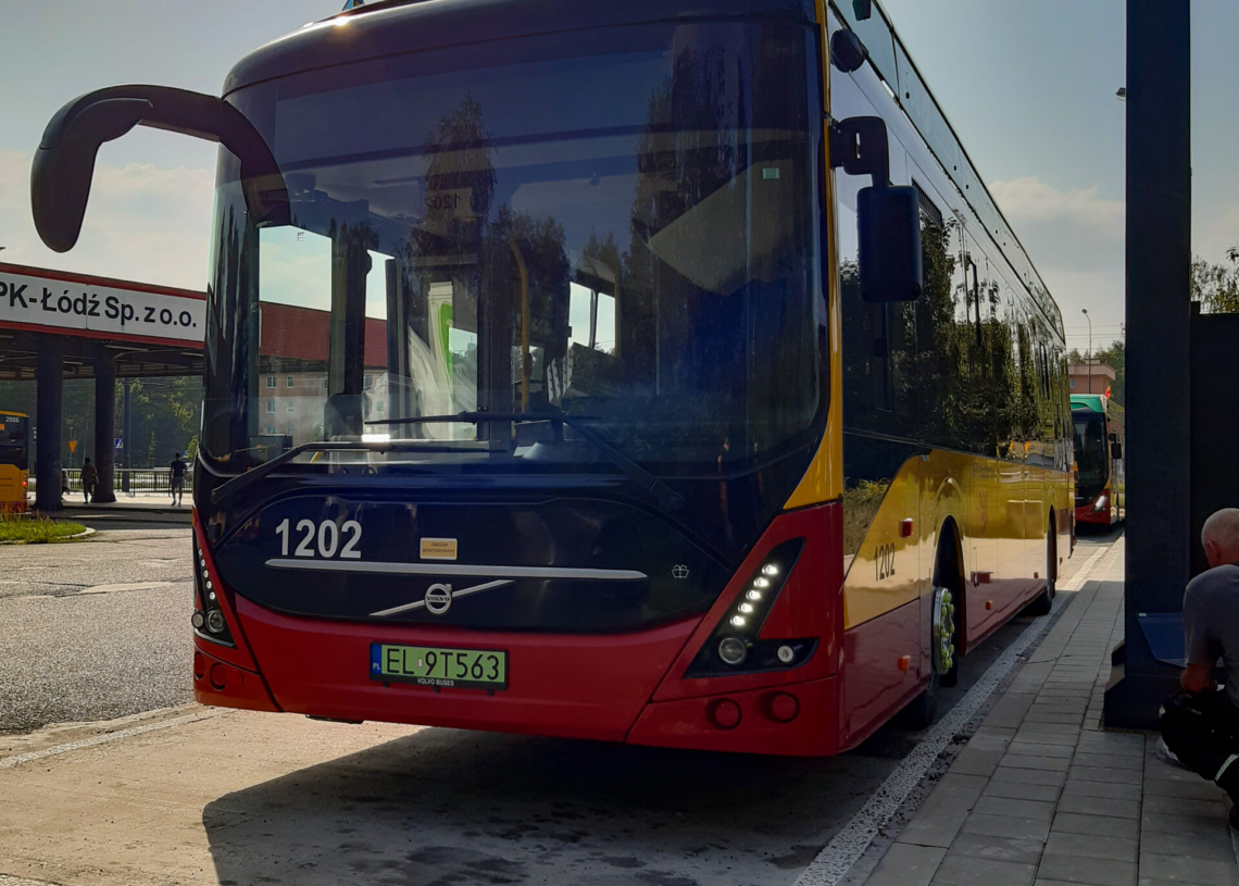 Pierwsza ładowarka do autobusów elektrycznych uruchomiona