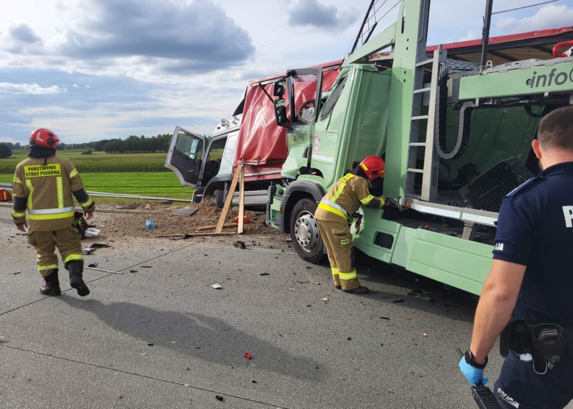 Wypadek na S8 w Sieradzu