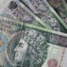 70-letni oszust ze Zduńskiej Woli. Przywłaszczył ponad 18 tys. zł 6 Renta wdowia wyższa od 1 marca. ZUS zapowiada kolejne podwyżki świadczeń