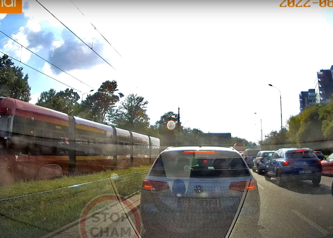 Film z wypadku tramwajów pesa