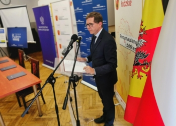 Przejazd pociągiem z Wielunia do Łodzi po nowej trasie w 1,4 h