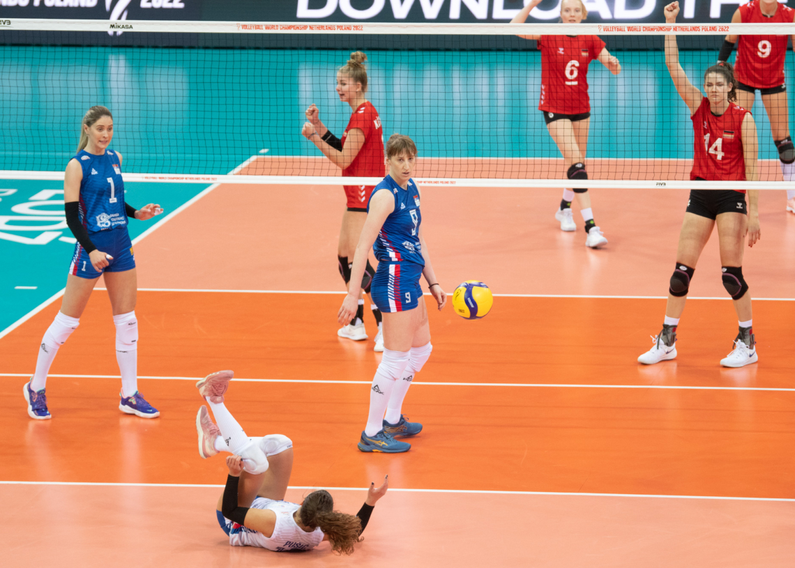 Siatkarski mundial dotarł do Łodzi - mecz Serbia - Niemcy