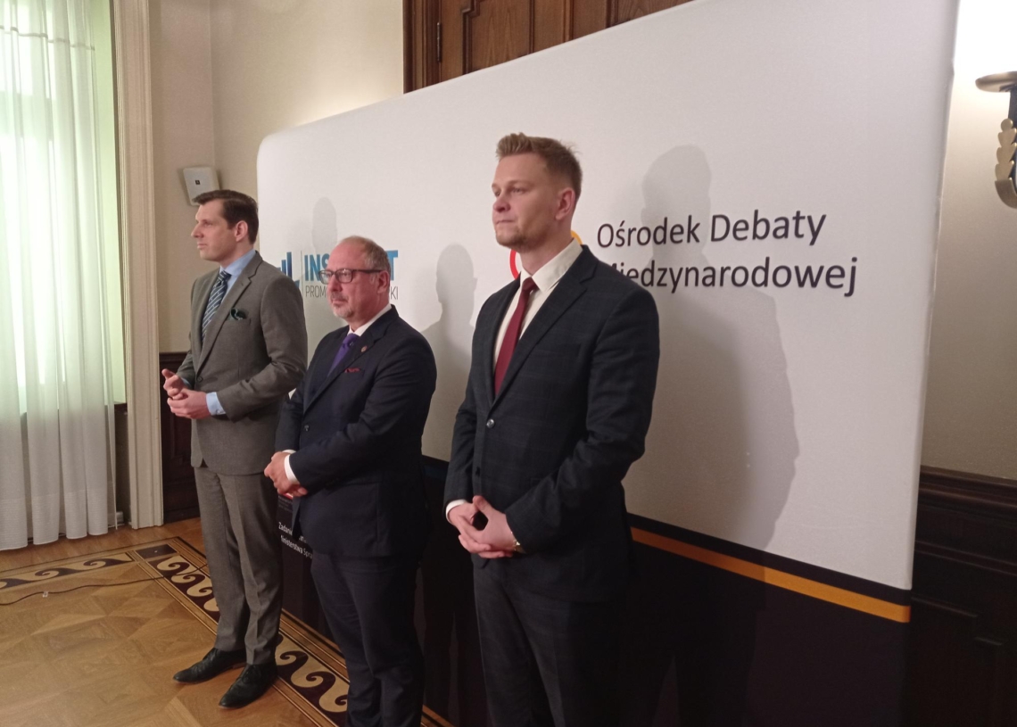 Jak zostać dyplomatą, radzi Szef Służby Zagranicznej