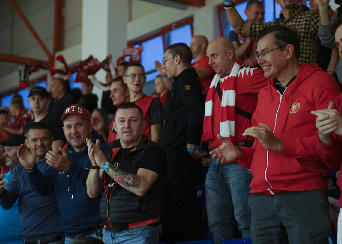 Widzew gromi Legię w meczu futsalu [ZDJĘCIA]