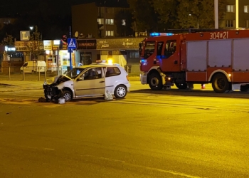 Zdarzenie drogowe na skrzyżowaniu Dąbrowskiego i Tatrzańskiej w Łodzi
