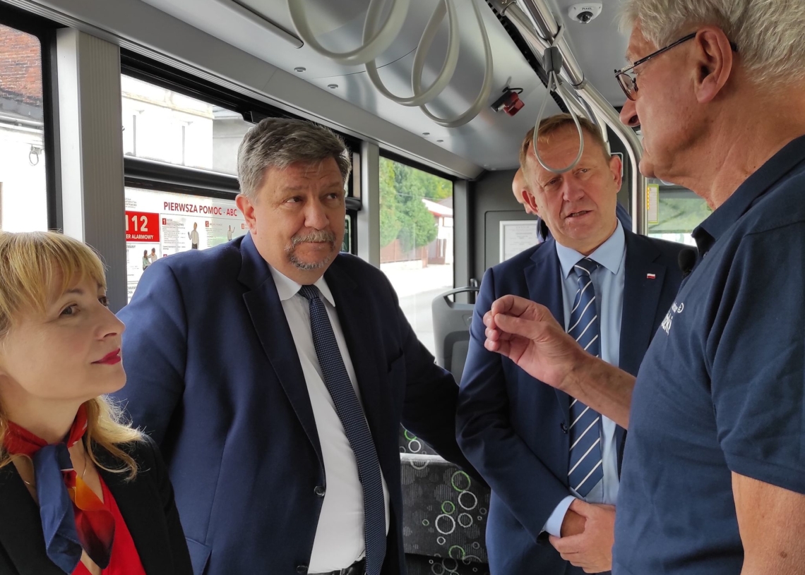 Zakończono rozbudowę drogi wojewódzkiej 713