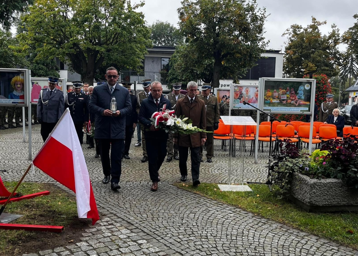 Obchody 83. rocznicy napaści ZSRR na Polskę Sieradzu
