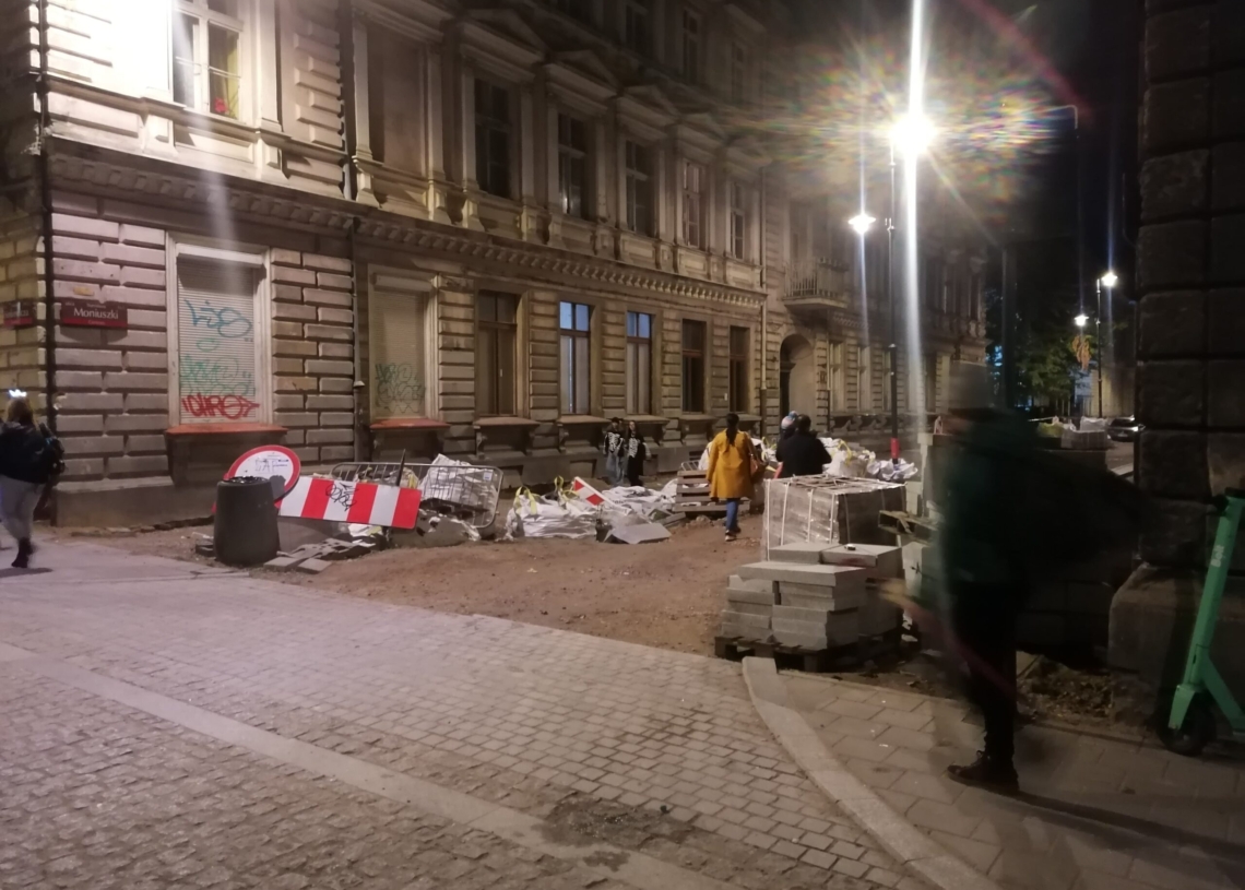 Plac budowy na Moniuszki "zabezpieczono" na LMF