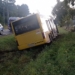 Autobus w rowie