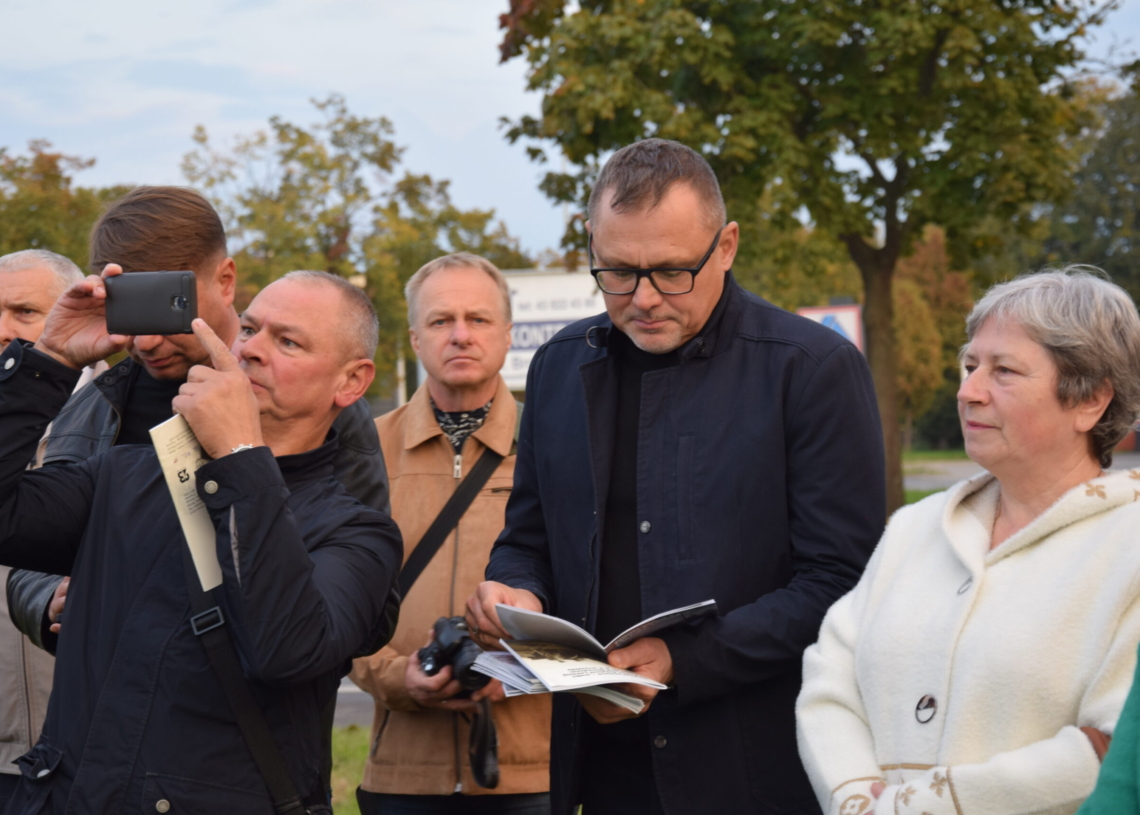 Bitwa na przedmieściach Sieradza 4 września 1939 roku. Odsłonięto tablicę