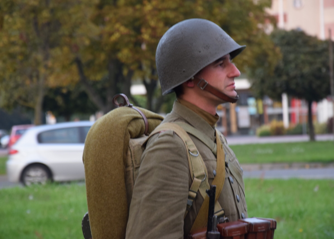 Bitwa na przedmieściach Sieradza 4 września 1939 roku. Odsłonięto tablicę