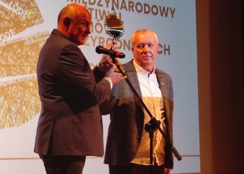 "Dzikie Pszczoły" wygrał XIX Międzynarodowy Festiwal Filmów Przyrodniczych